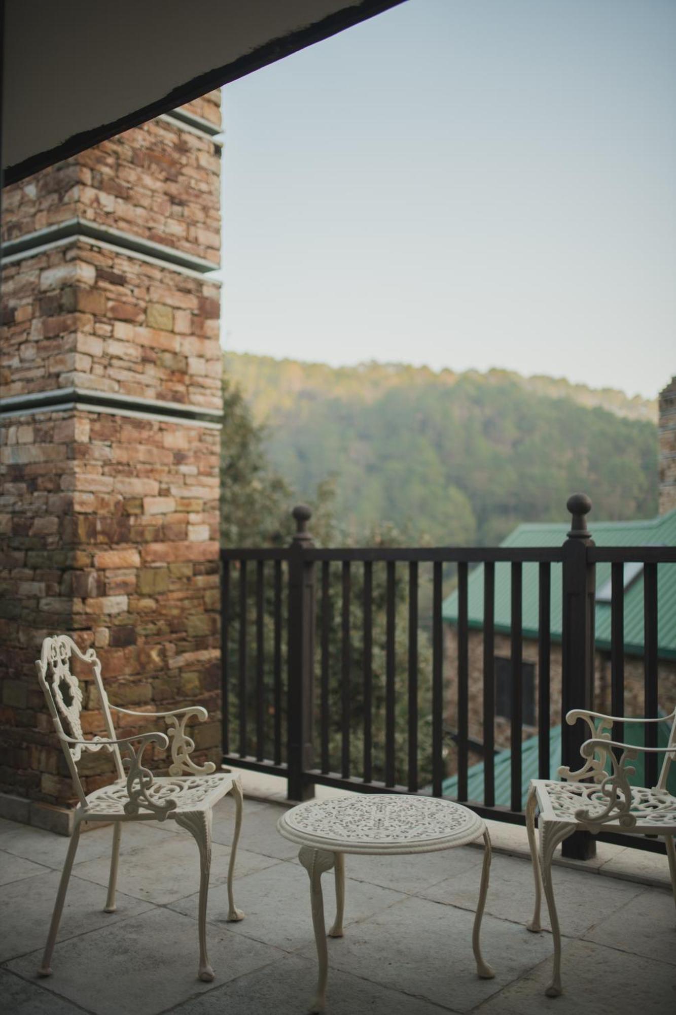 Brij Atmanya Bhowali, Nainital, A Luxury Mountain Escape Exteriér fotografie
